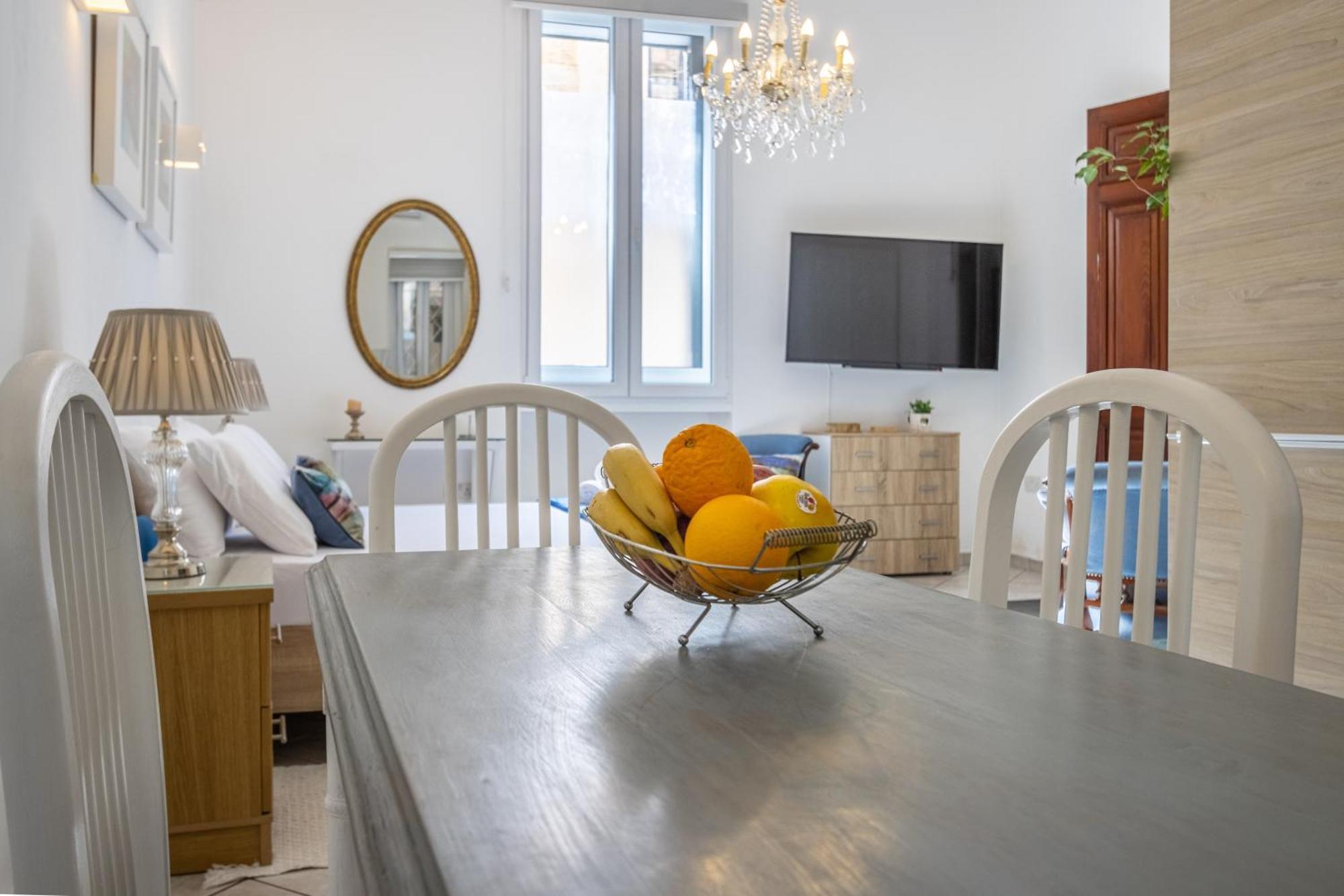 Cozy Carisma Lodging - Central, New And Independent Studio Apartment Sliema Eksteriør bilde