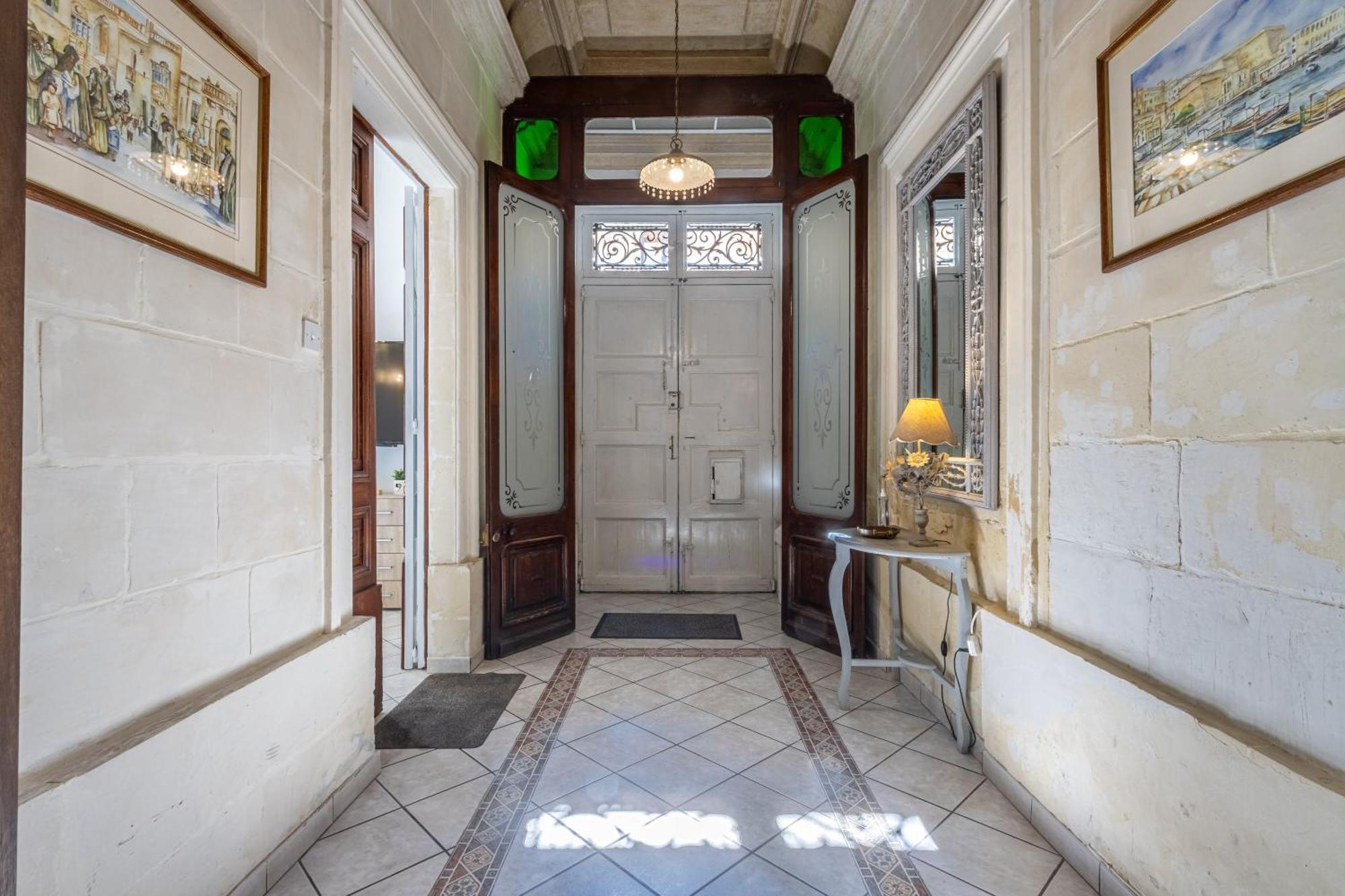 Cozy Carisma Lodging - Central, New And Independent Studio Apartment Sliema Eksteriør bilde